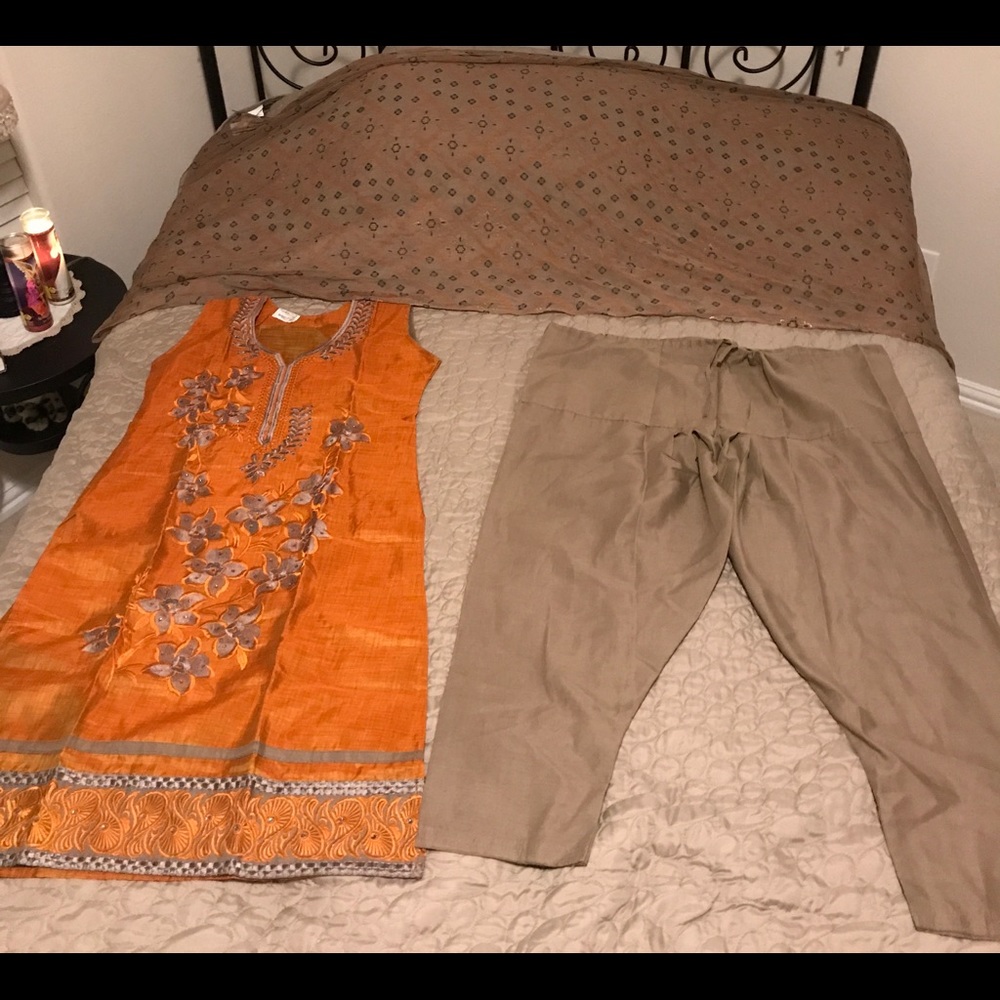 BEAUTIFUL Indian Outfit Churidar